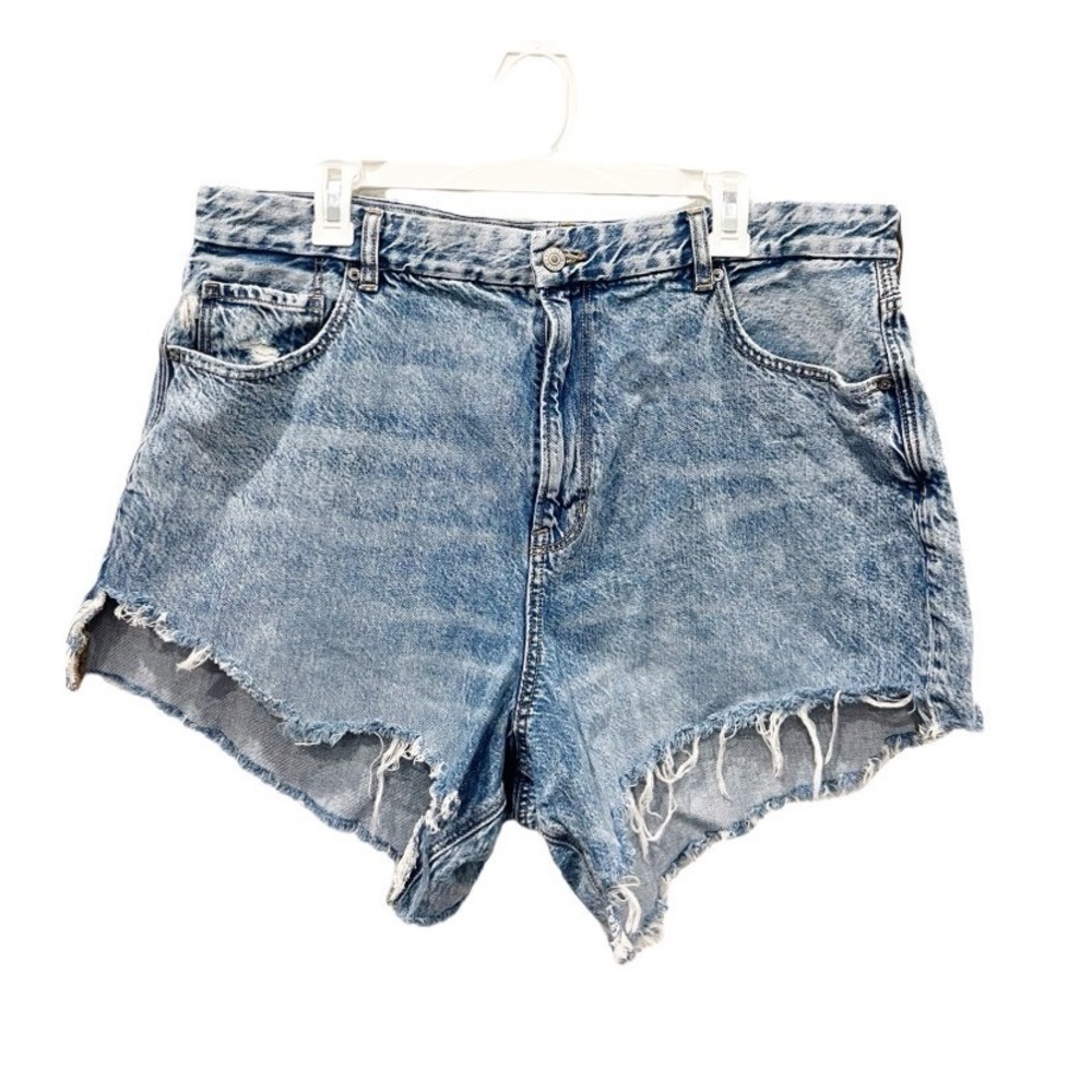 American Eagle Curvy Mom Jean Shorts Size 20 Blue Acid Wash Distressed Raw‎ Hem